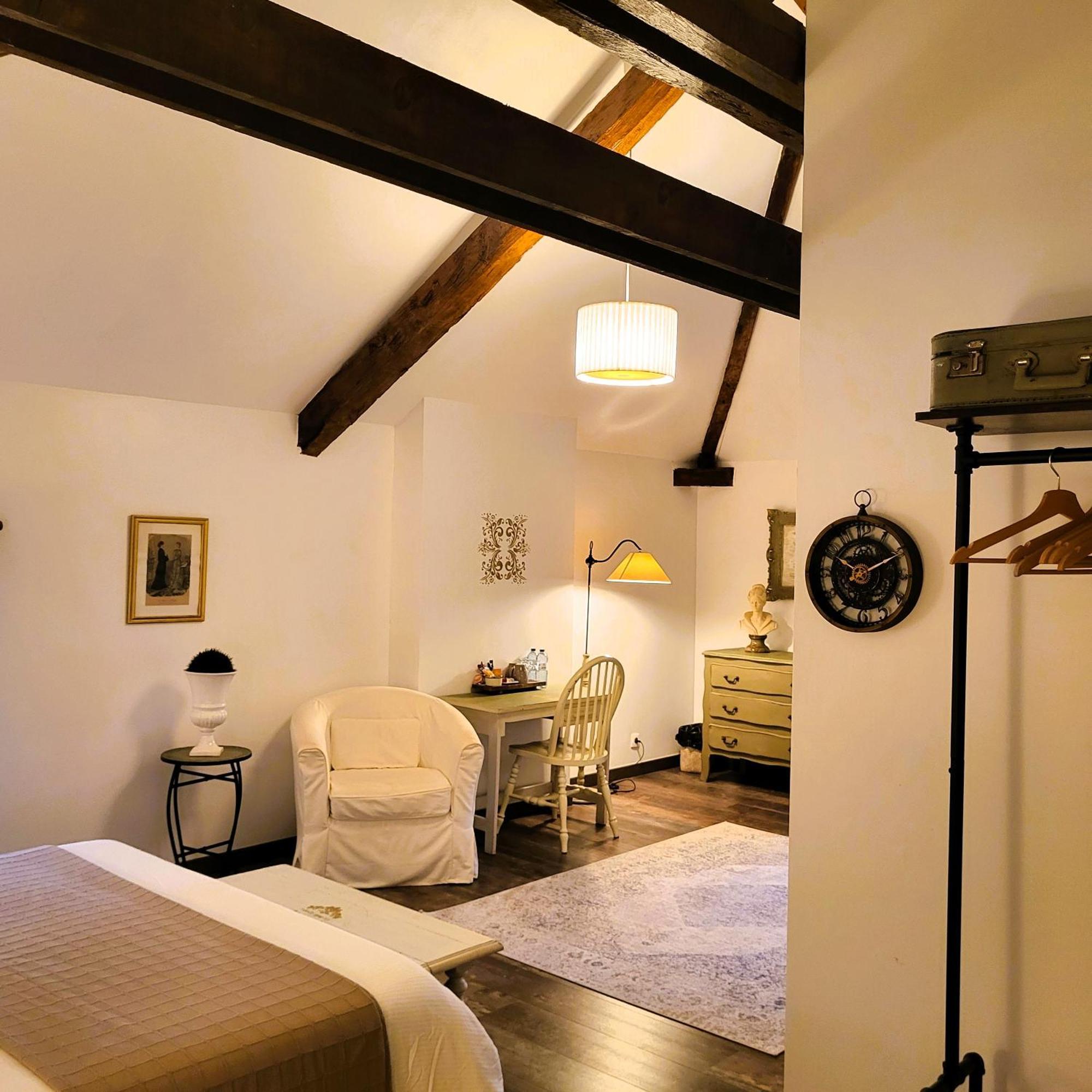 Le Chemin Bed and Breakfast Challignac Buitenkant foto