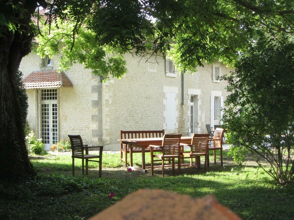 Le Chemin Bed and Breakfast Challignac Buitenkant foto